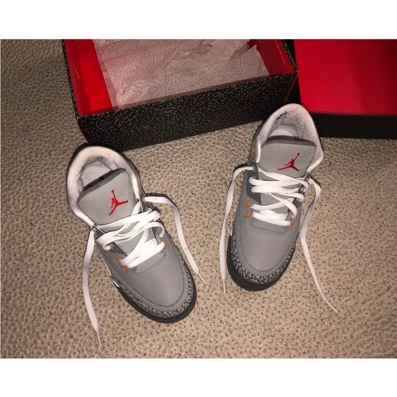 🔥AIR JORDAN III RETRO ‘COOL GREY’🔥 - Picture 3 of 10